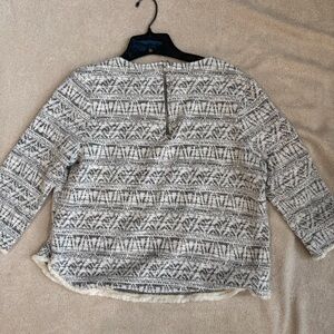 W5 Black and White Geometric Top